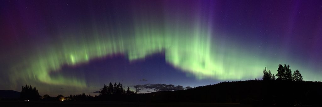 northern lights panorama